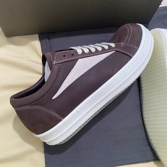 Rick Owens Low-Top Brown Sneakers with Triangle Triangle Trim - Picture 9 of 12